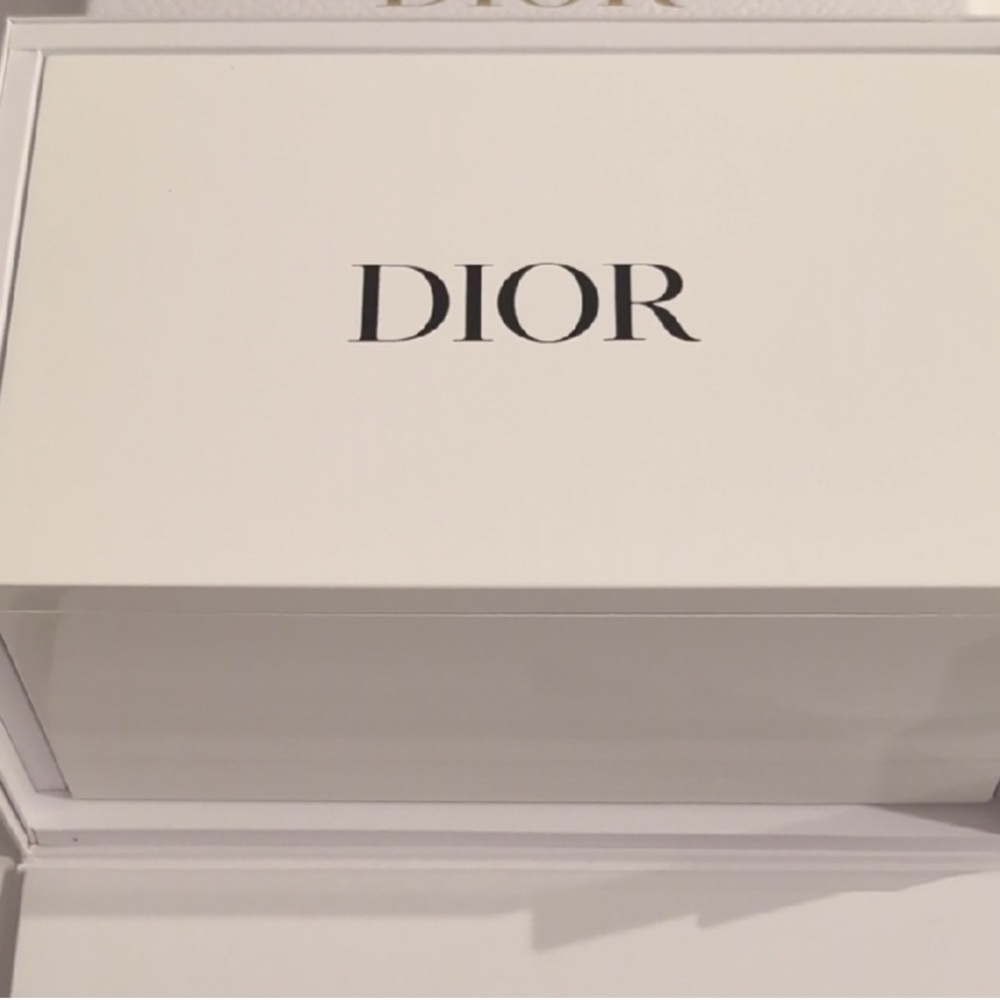 Authentic Limited Edition Dior Beauty  Mirror Box
